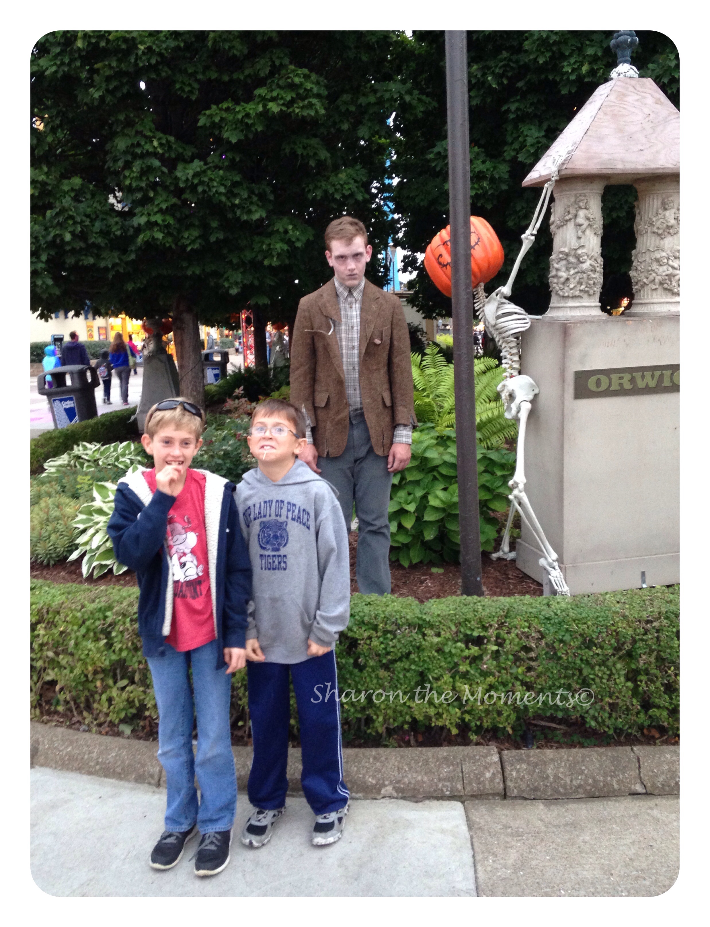 Fright or Fear or Family Fun... Last HalloWeekend at Cedar Point!|Sharon the Moments Blog 