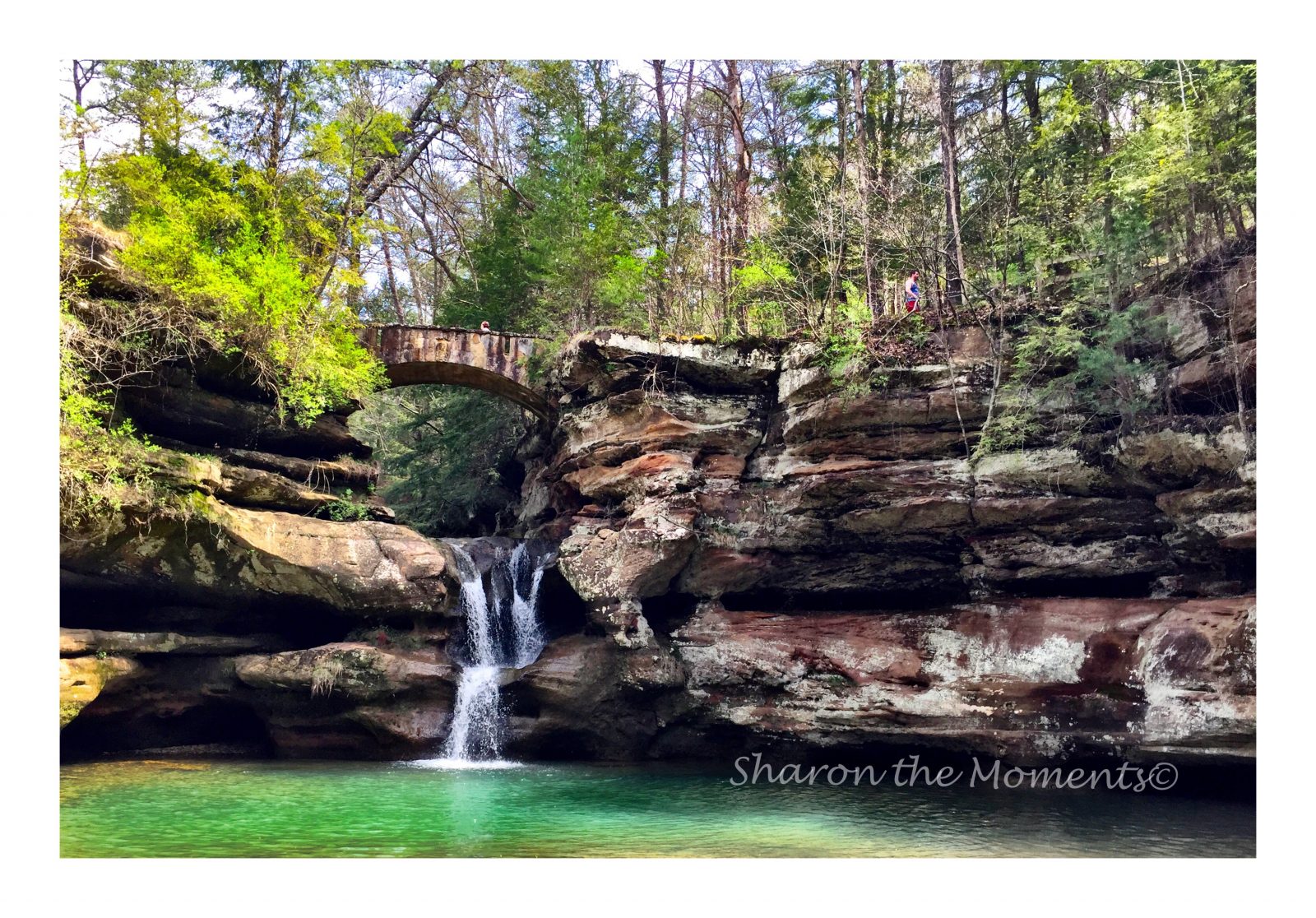 Old Man's Cave in Hocking Hills State Park | Sharon the Moments